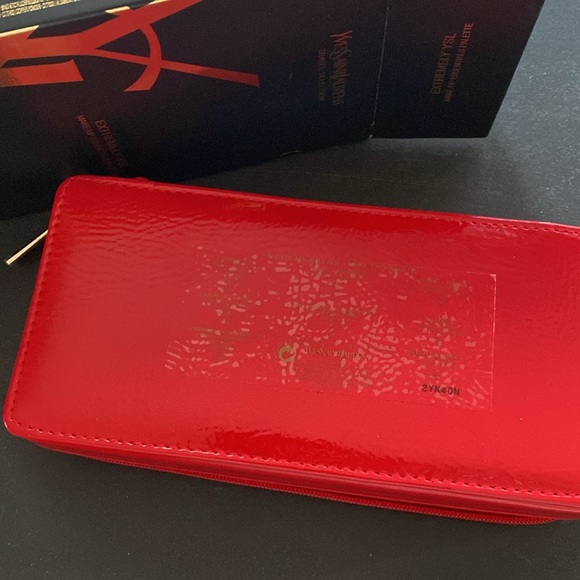 YSL Makeup Essentials Palette - Picture 4 of 7